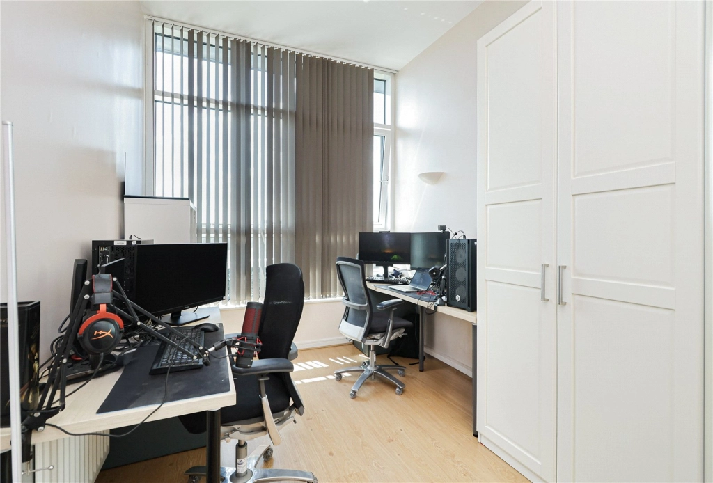 2 bedrooms apartments/flats for sale in Argyll Road, Woolwich - SE18 view 5