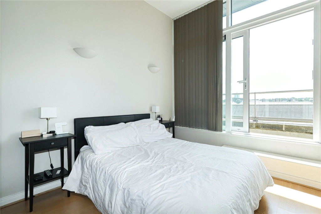 2 bedrooms apartments/flats for sale in Argyll Road, Woolwich - SE18 view 4