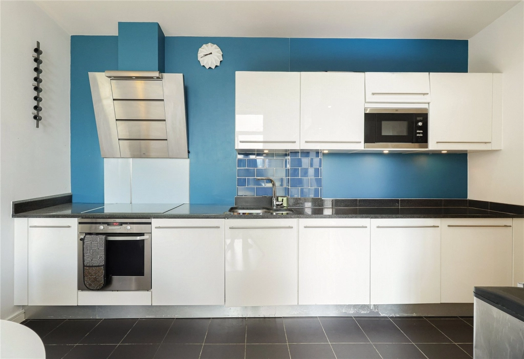 2 bedrooms apartments/flats for sale in Argyll Road, Woolwich - SE18 view 3