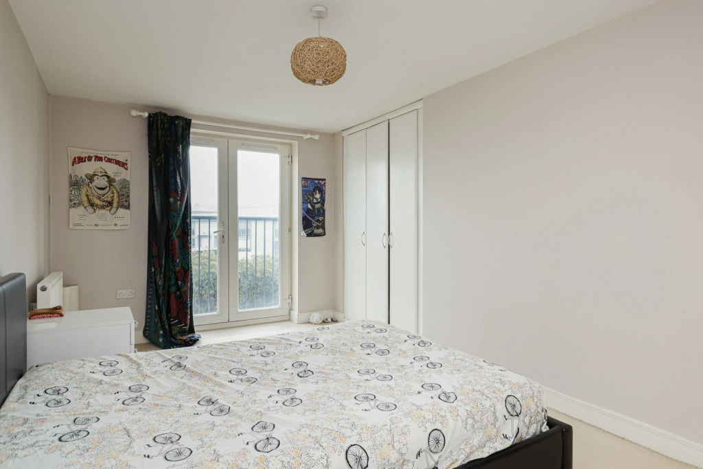 2 bedrooms apartments/flats for sale in Allenby Road, Woolwich - SE28 view 13