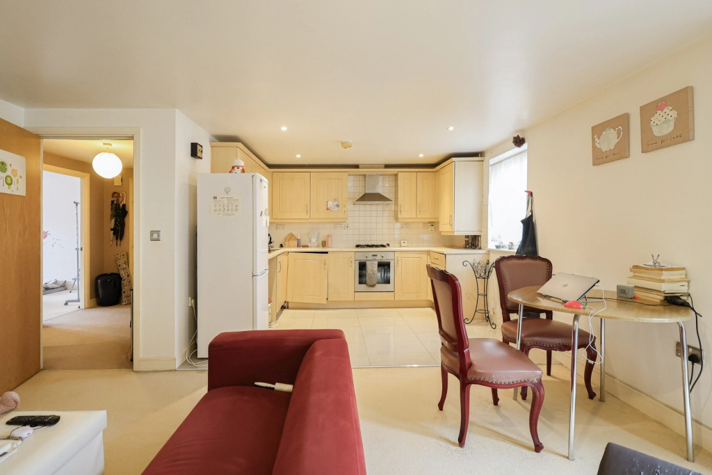 2 bedrooms apartments/flats for sale in Allenby Road, Woolwich - SE28 view 8