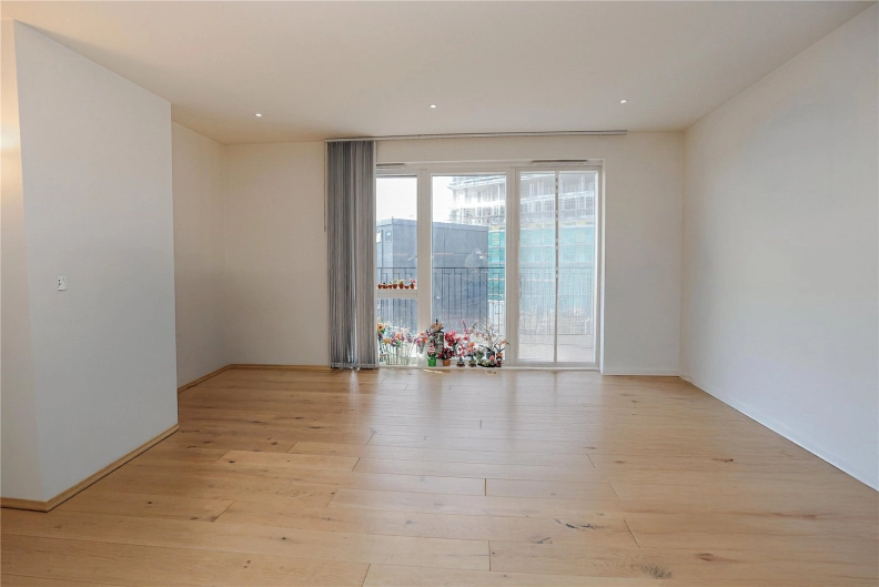 3 bedrooms apartments/flats to sale in Thunderer Walk, Woolwich-image 2