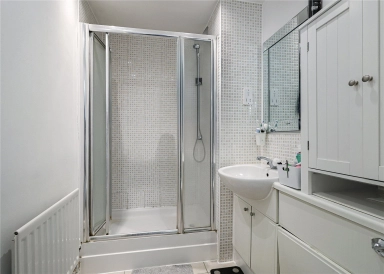 Erebus Drive, Woolwich SE28 image 8