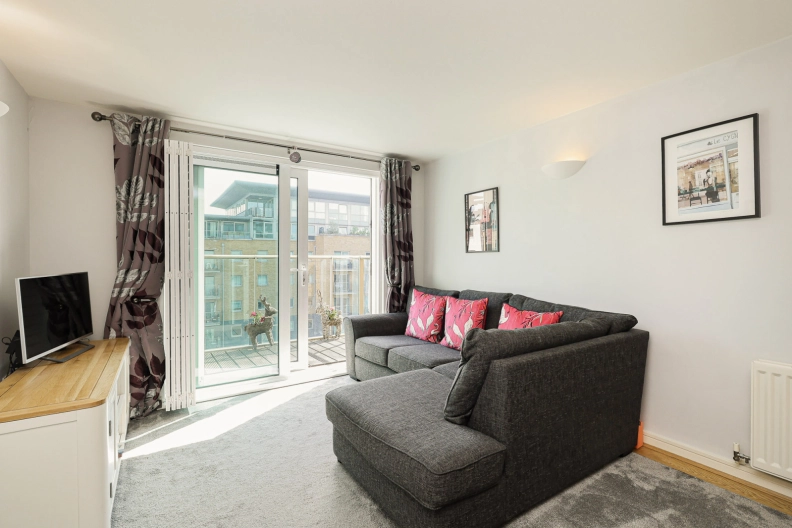 2 bedrooms apartments/flats to sale in Argyll Road, Woolwich-image 2