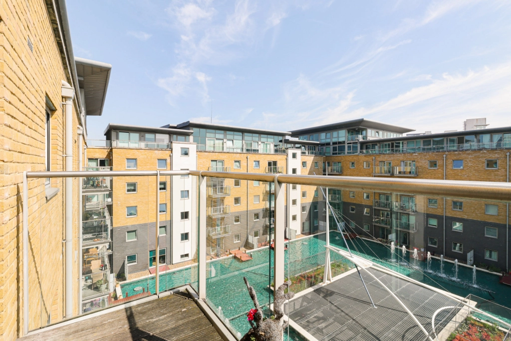 2 bedrooms apartments/flats for sale in Argyll Road, Woolwich - SE18 view 9