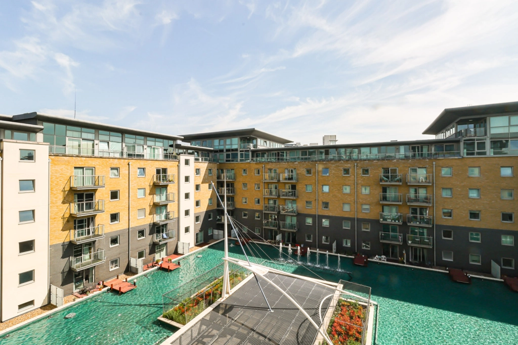 2 bedrooms apartments/flats for sale in Argyll Road, Woolwich - SE18 view 1