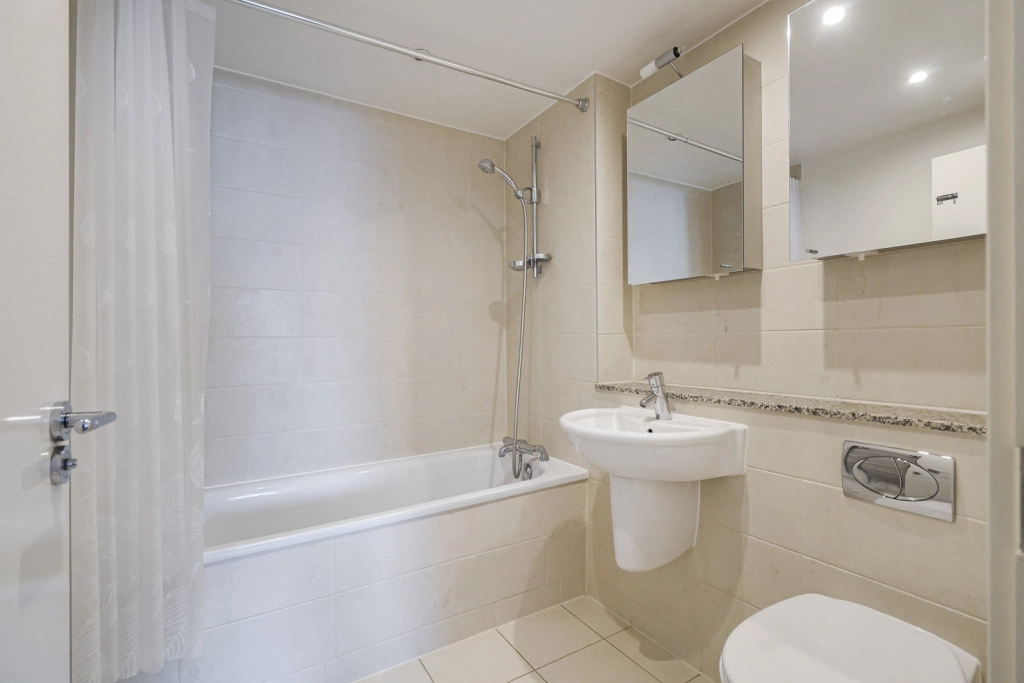 2 bedrooms apartments/flats for sale in Argyll Road, Woolwich - SE18 view 8