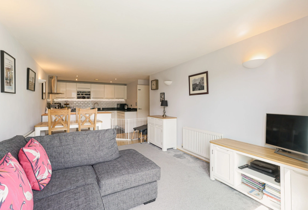 2 bedrooms apartments/flats for sale in Argyll Road, Woolwich - SE18 view 15