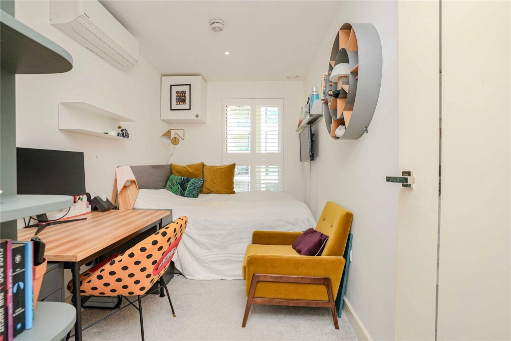 3 bedrooms apartments/flats for sale in Duke of Wellington Avenue, Woolwich - SE18 view 7