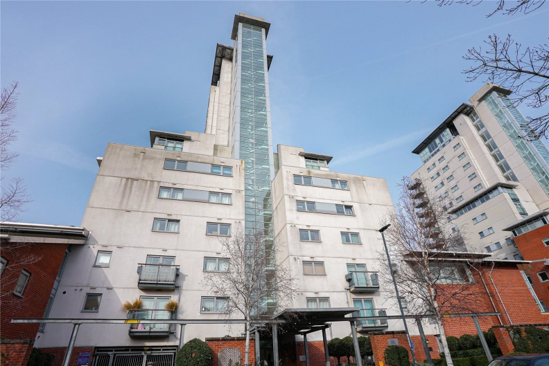 2 bedrooms apartments/flats to sale in Erebus Drive, Woolwich-image 1