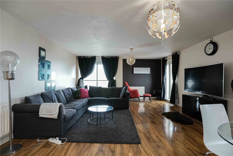 2 bedrooms apartments/flats to sale in Erebus Drive, Woolwich-image 2