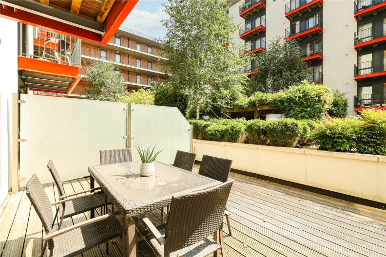 Studio apartments/flats to sale in No 1 Street, Woolwich-image 7