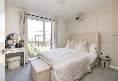 Vousden Grove, Woolwich SE28 image 5