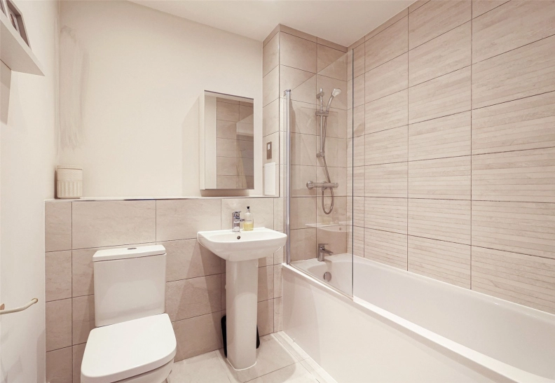 1 bedroom apartments/flats to sale in Vousden Grove, Woolwich-image 6