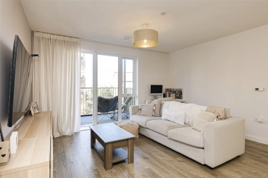 Vousden Grove, Woolwich SE28 image 9