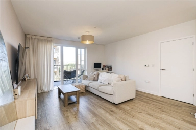 Vousden Grove, Woolwich SE28 image 2