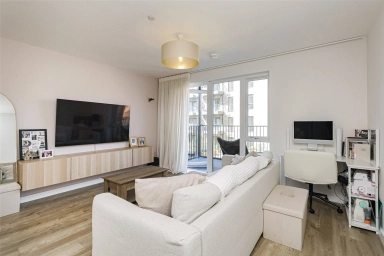Vousden Grove, Woolwich SE28 image 11