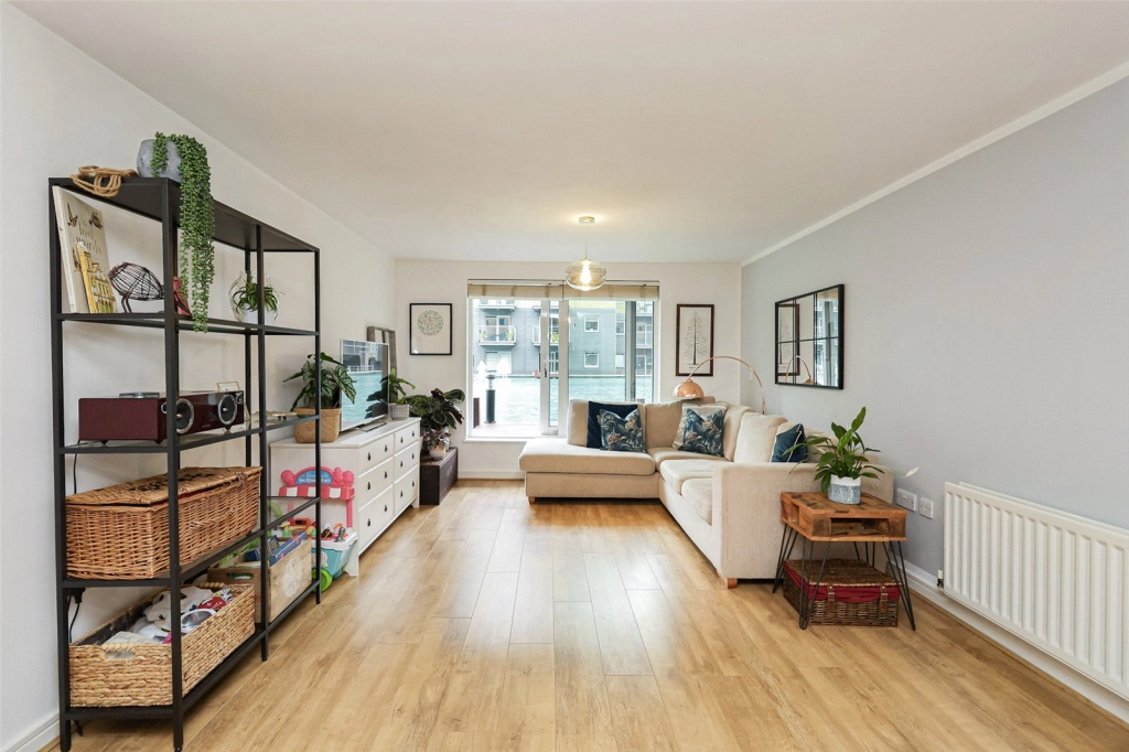 2 bedrooms apartments/flats for sale in Argyll Road, Woolwich - SE18 view 2