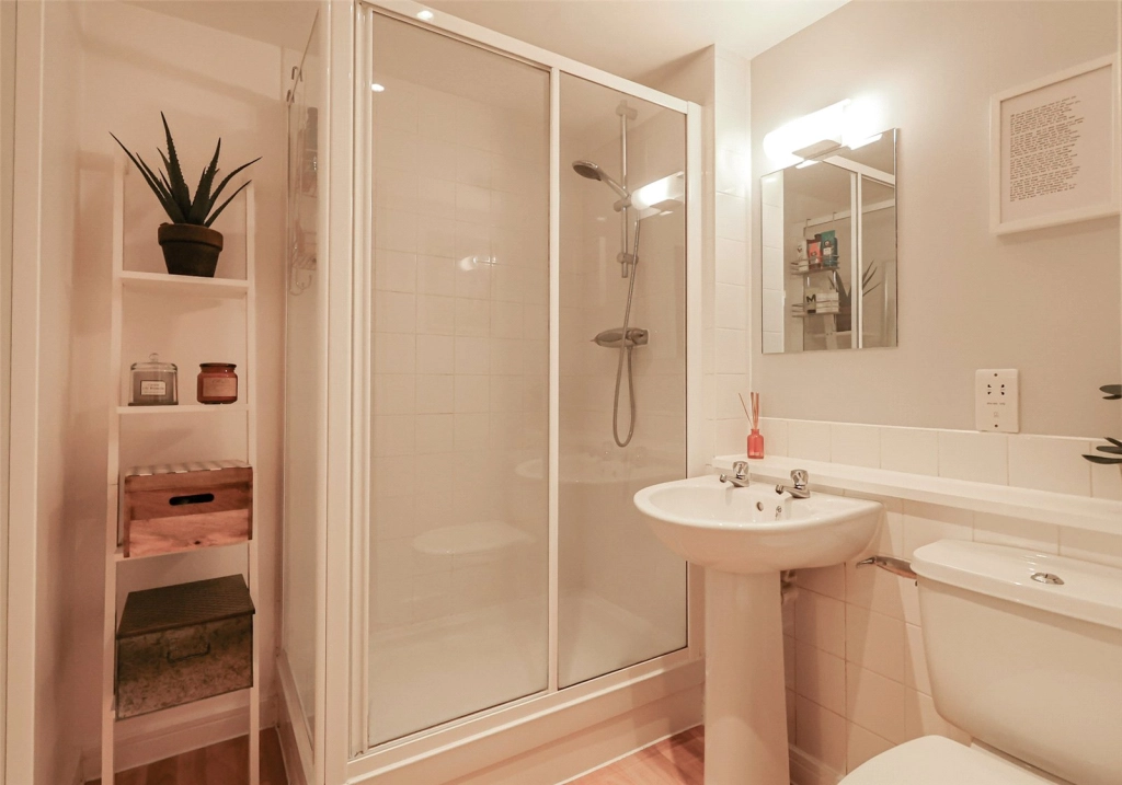 2 bedrooms apartments/flats for sale in Argyll Road, Woolwich - SE18 view 8
