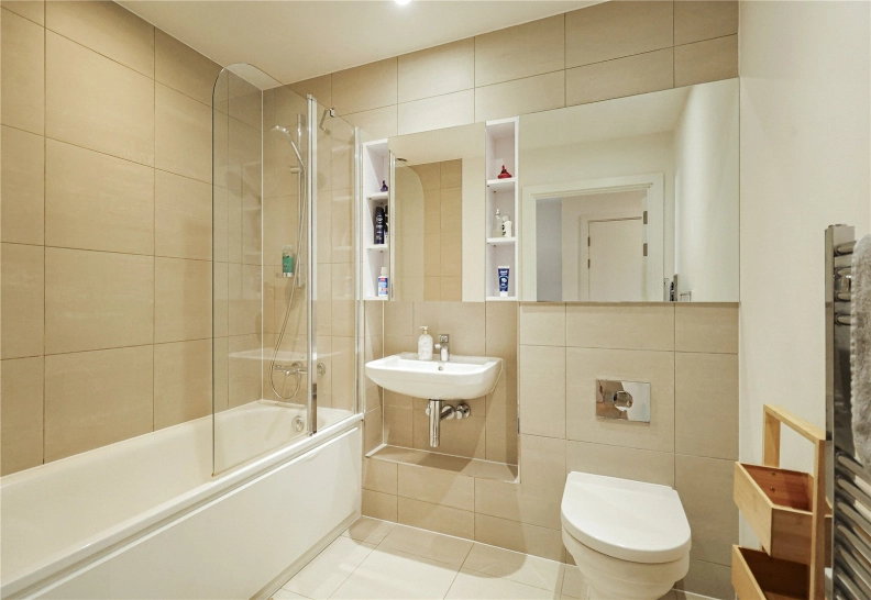 1 bedroom apartments/flats to sale in Victory Parade, Plumstead Road-image 5