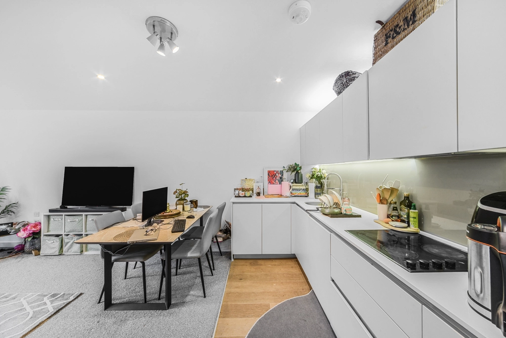 3 bedrooms apartments/flats for sale in Tudway Road, Woolwich - SE3 view 8