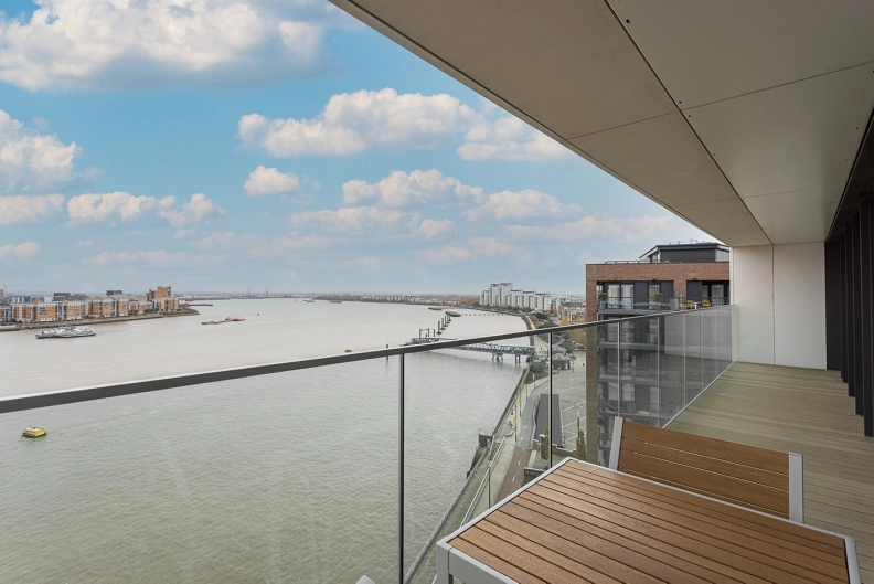 2 bedrooms apartments/flats to sale in Duke of Wellington Avenue, Woolwich-image 18
