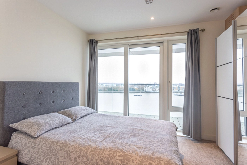 2 bedrooms apartments/flats for sale in Duke of Wellington Avenue, Woolwich - SE18 view 7