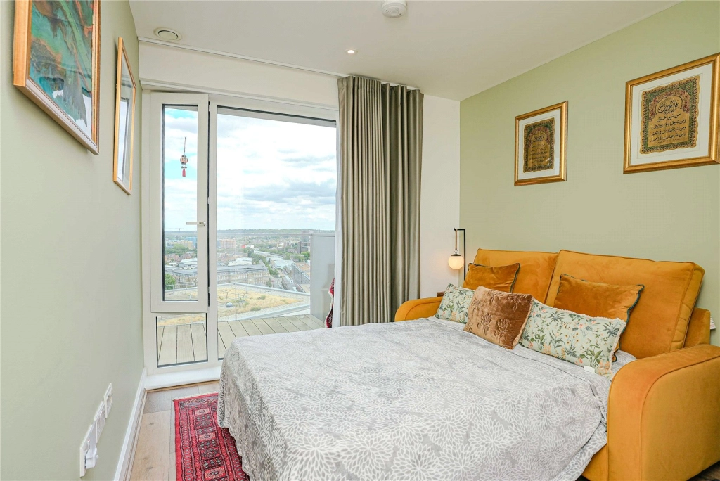 2 bedrooms apartments/flats for sale in Duke of Wellington Avenue, Woolwich - SE18 view 6