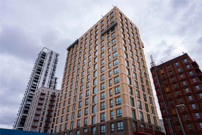 2 bedrooms apartments/flats to sale in Greenwich Peninsula, Greenwich-image 1