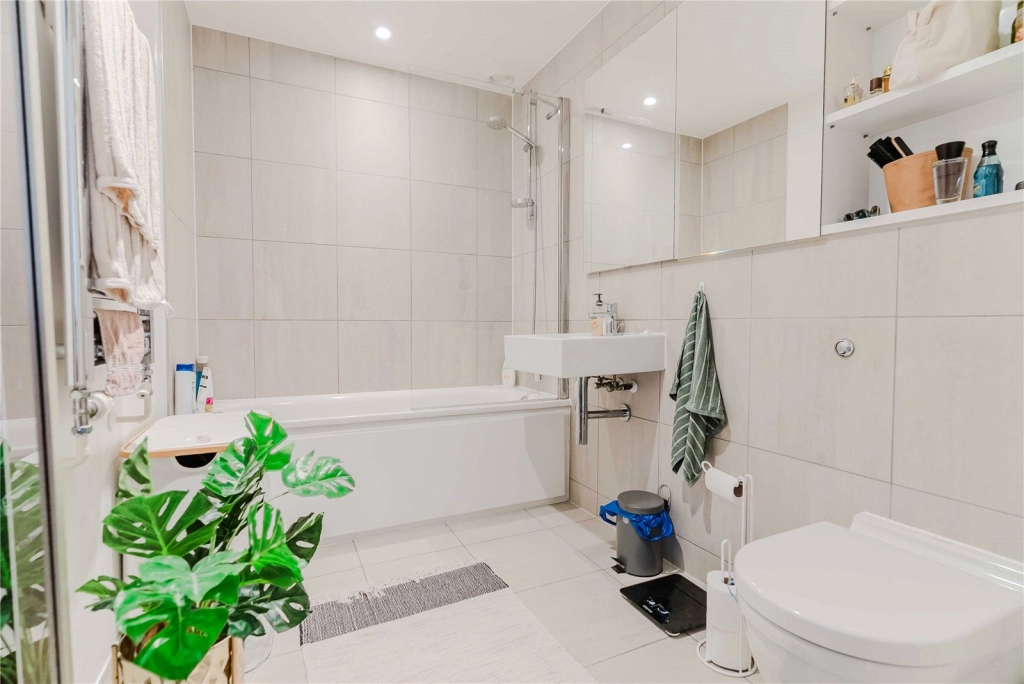 1 bedroom apartments/flats for sale in Major Draper Street, Woolwich - SE18 view 7