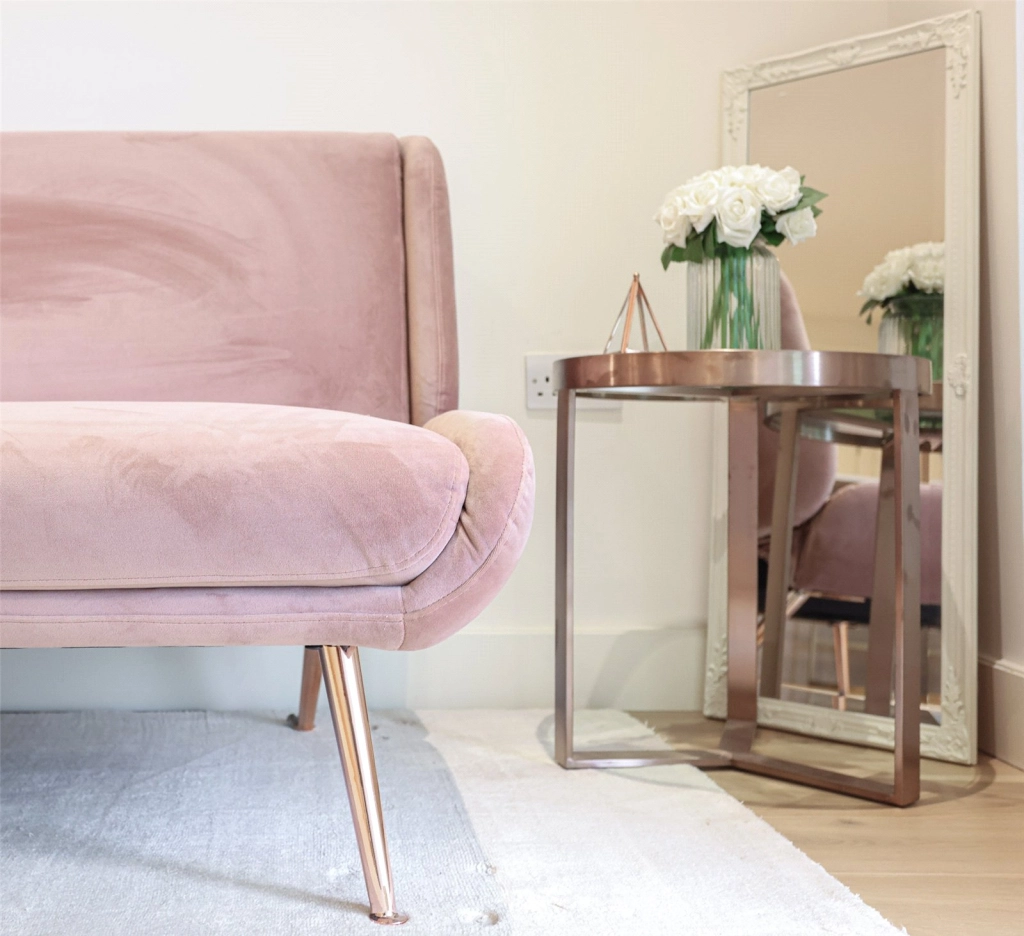 1 bedroom apartments/flats for sale in Duke of Wellington Avenue, Woolwich - SE18 view 10