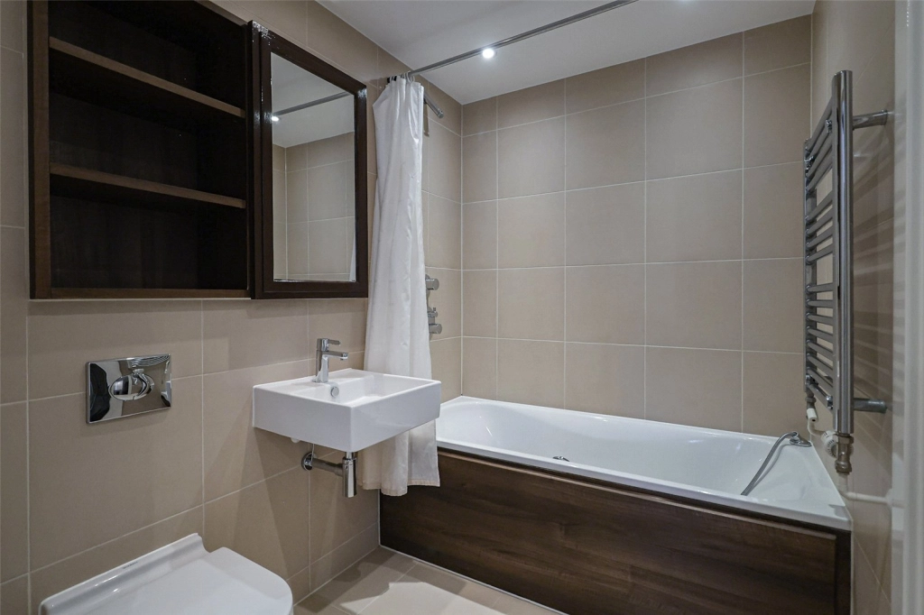 3 bedrooms apartments/flats for sale in Royal Carriage Mews, Woolwich - SE18 view 20