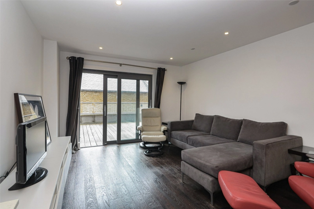 3 bedrooms apartments/flats for sale in Royal Carriage Mews, Woolwich - SE18 view 12