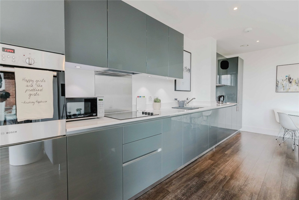 1 bedroom apartments/flats for sale in Plumstead Road, Woolwich - SE18 view 26