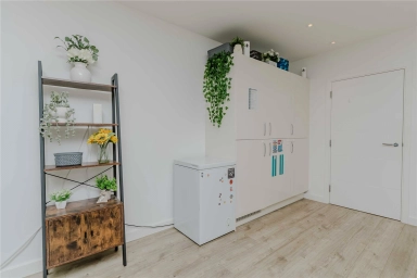 Rolfe Terrace, Woolwich - SE18 view 14