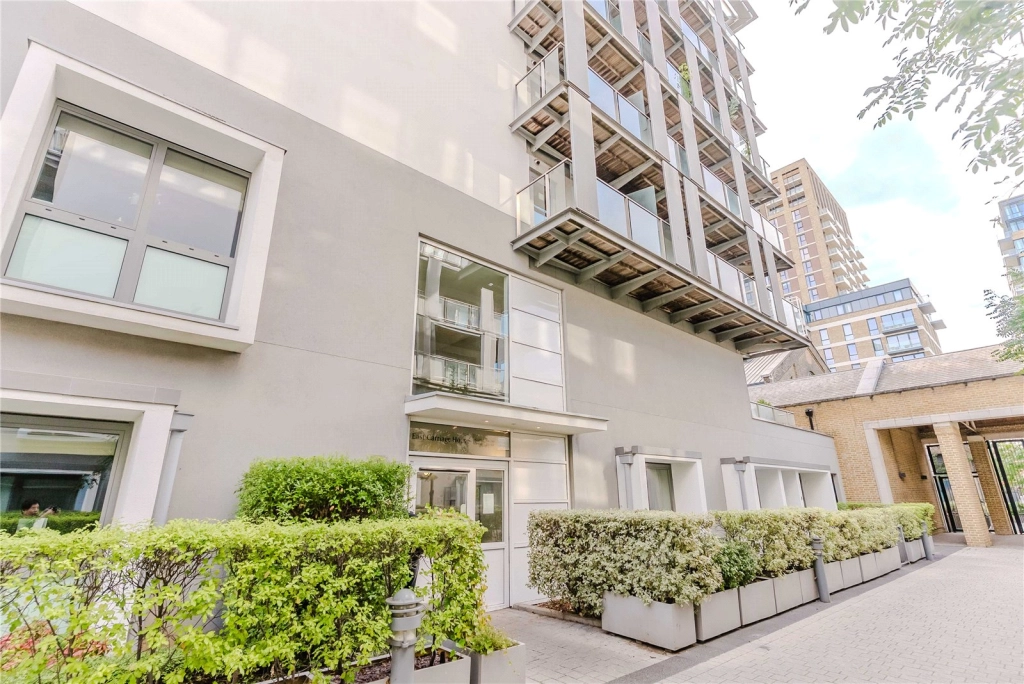 1 bedroom apartments/flats for sale in Royal Carriage Mews, Woolwich - SE18 view 21