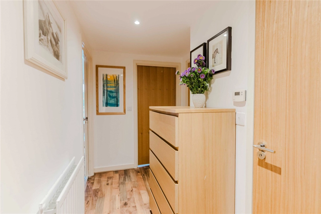 1 bedroom apartments/flats for sale in Royal Carriage Mews, Woolwich - SE18 view 2