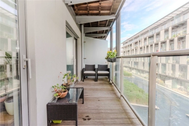 Royal Carriage Mews, Woolwich - SE18 view 12