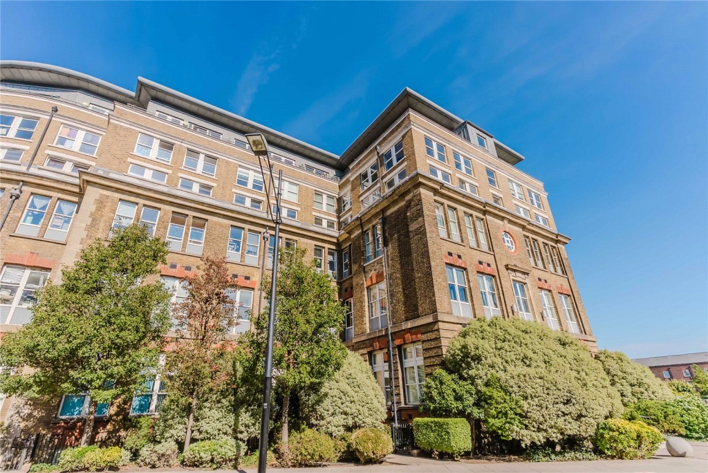 3 bedrooms apartments/flats for sale in Cadogan Road, Woolwich - SE18 view 12