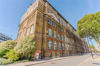 Cadogan Road, Woolwich - SE18 view 1