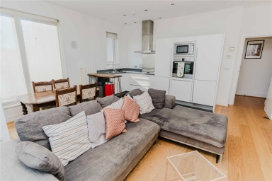 Cadogan Road, Woolwich - SE18 view 13
