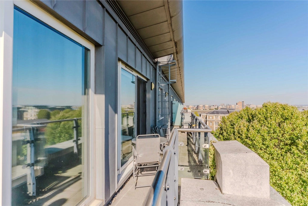 3 bedrooms apartments/flats for sale in Cadogan Road, Woolwich - SE18 view 21
