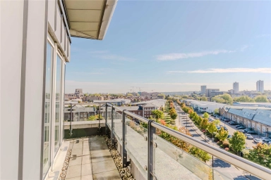 Cadogan Road, Woolwich - SE18 view 10