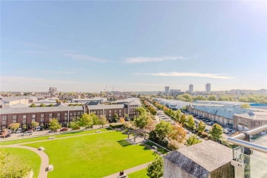Cadogan Road, Woolwich - SE18 view 32