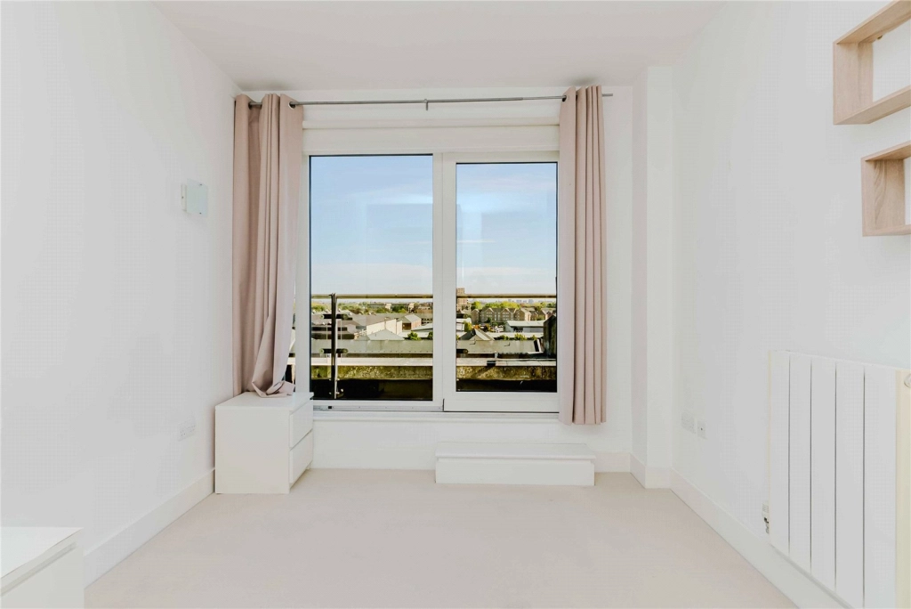 3 bedrooms apartments/flats for sale in Cadogan Road, Woolwich - SE18 view 18