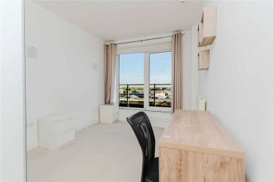 Cadogan Road, Woolwich - SE18 view 7