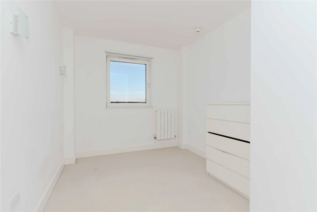 3 bedrooms apartments/flats for sale in Cadogan Road, Woolwich - SE18 view 6
