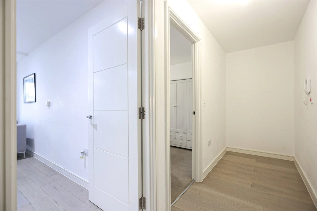 1 bedroom apartments/flats for sale in Polytechnic Street, Woolwich - SE18 view 7