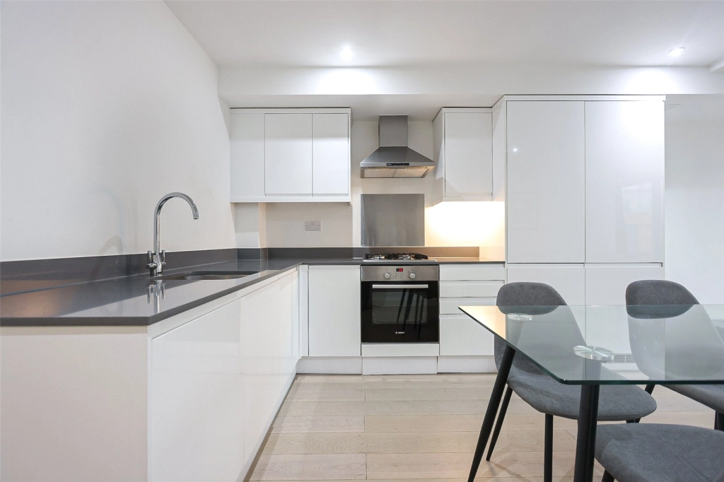 1 bedroom apartments/flats for sale in Polytechnic Street, Woolwich - SE18 view 4