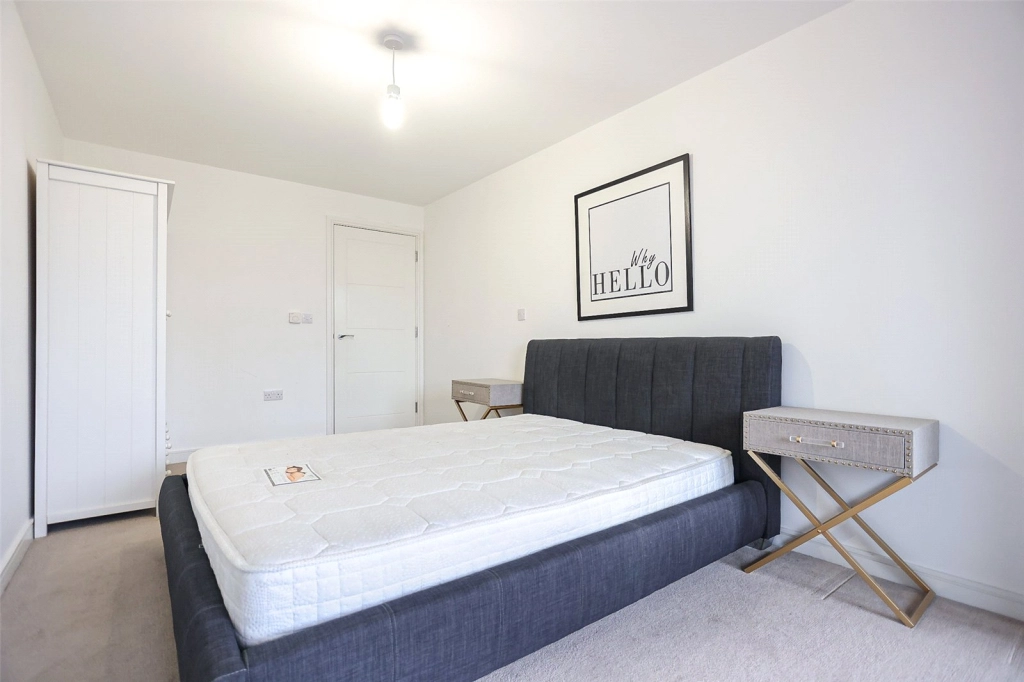 1 bedroom apartments/flats for sale in Polytechnic Street, Woolwich - SE18 view 5